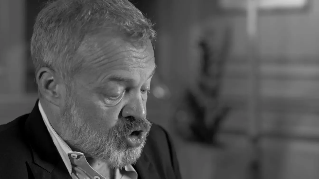 Duneen | Graham Norton Reads from Holding (Part 3)
