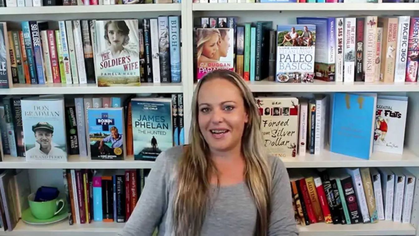 Author Kellie Arrowsmith tells us about herself and her new book Skimpy