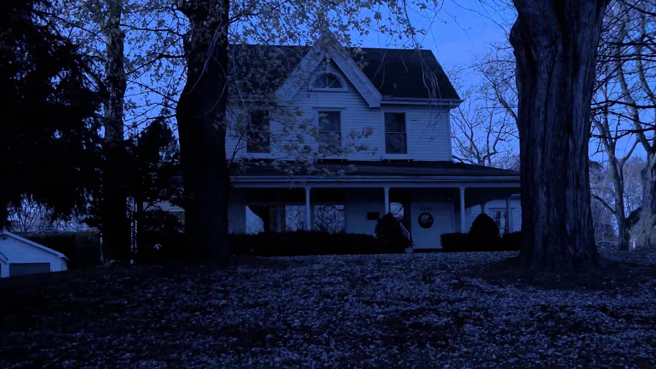 No Safe House by Linwood Barclay - extended book trailer