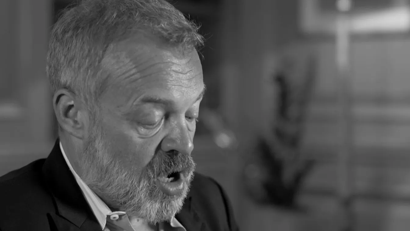 Elizabeth Meany | Graham Norton Reads from Holding (Part 4)